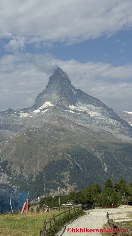 I couldn’t help but take tons of photos of the Matterhorn