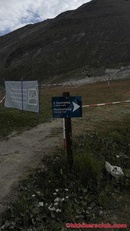 I did not do all 5 lakes and the explorer in my I got off track but the signage is good to find your way around